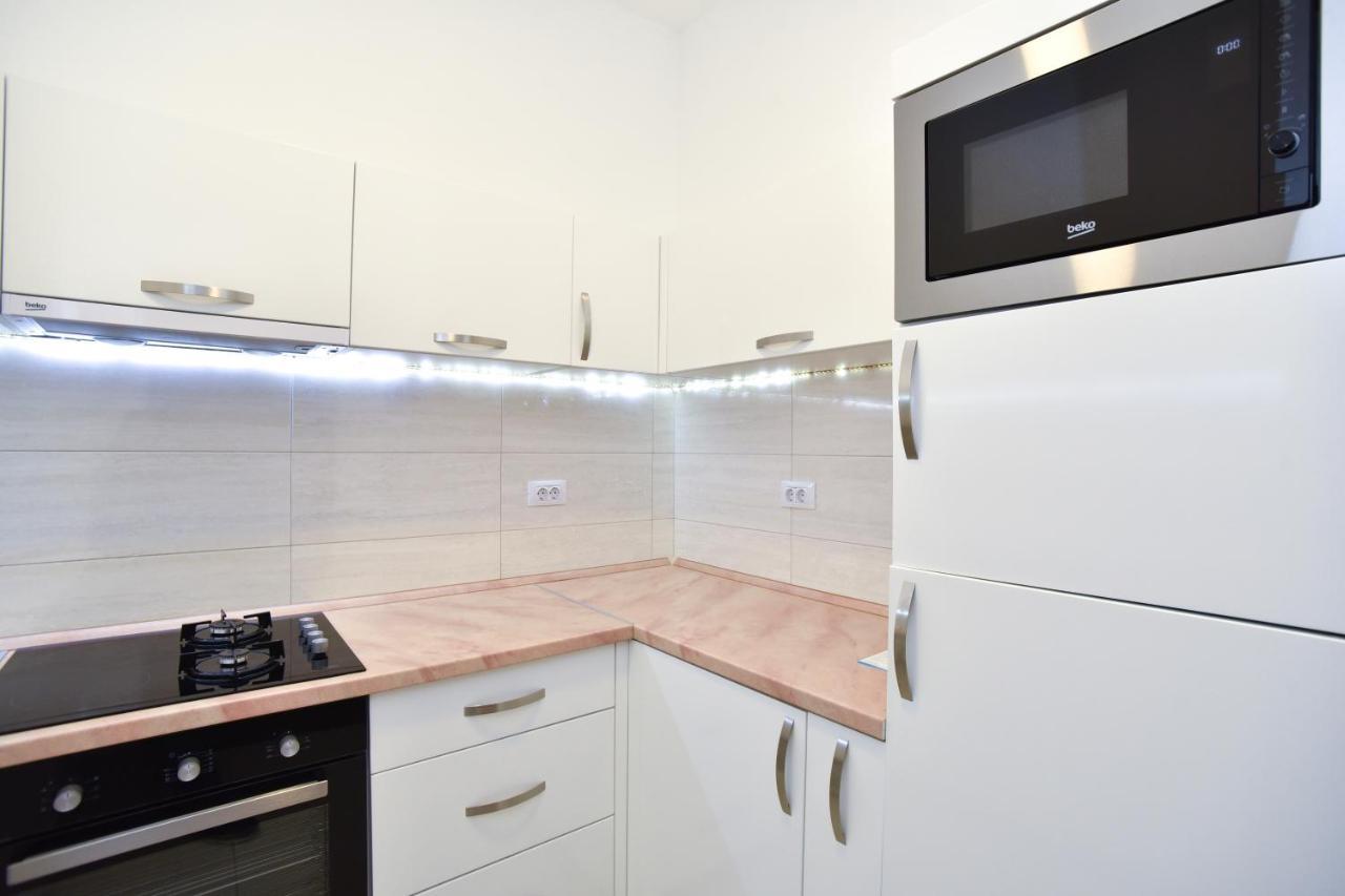 Barbeta Accommodation Budva Ngoại thất bức ảnh